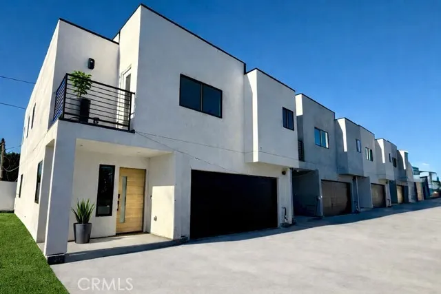 Pacoima, CA 91331