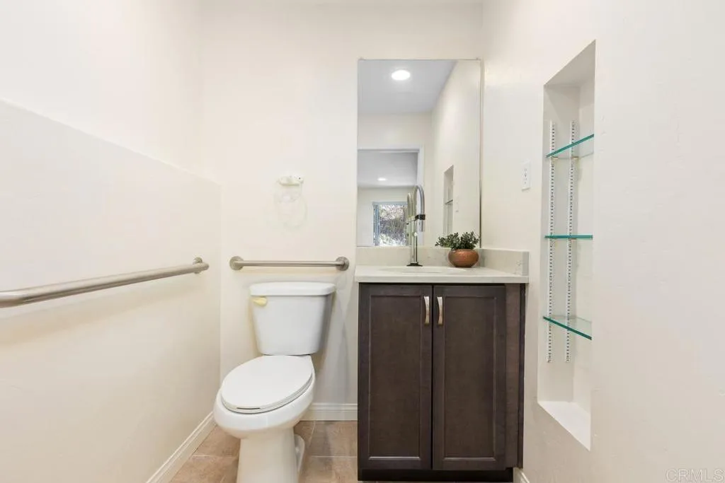 https://cdn.realtyfeed.com/cdn/127/306659203/776ab8ee545982470223fda5b11a5649.webp