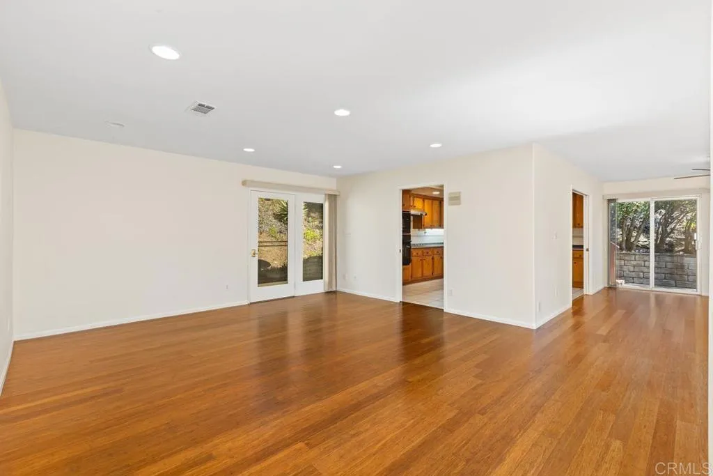 https://cdn.realtyfeed.com/cdn/127/306659203/79f3f18cc3531806c396af6401c7718a.webp