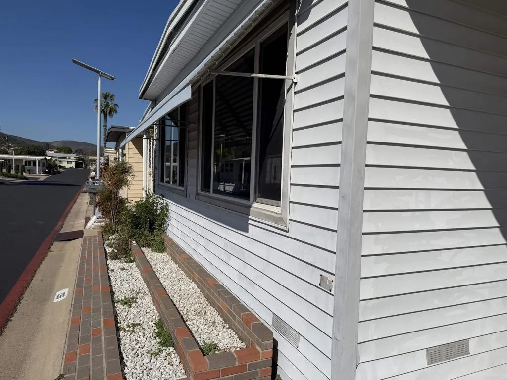 https://cdn.realtyfeed.com/cdn/127/306659258/3da16fb77336584b2442962bb1656e28.webp