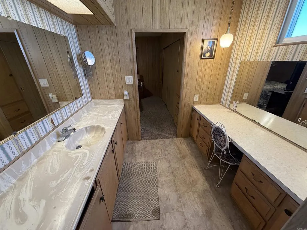 https://cdn.realtyfeed.com/cdn/127/306659258/5b52b06a4ecae0c1be6b4fd974111f74.webp