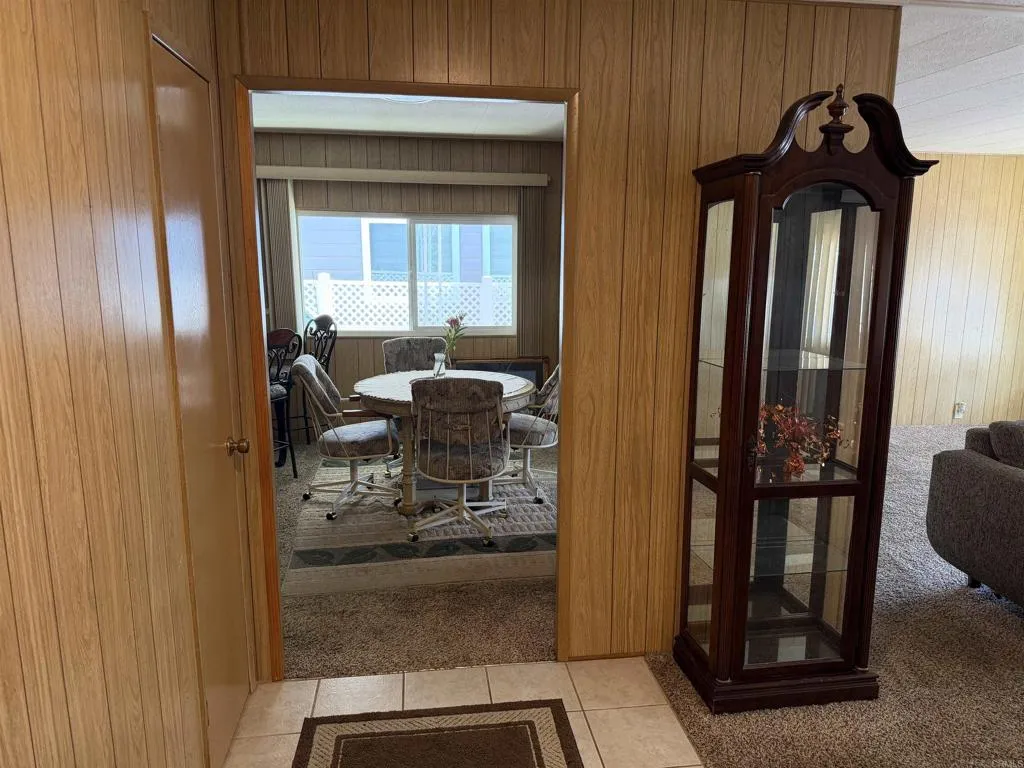 https://cdn.realtyfeed.com/cdn/127/306659258/c294a1b61748a14c998b07b7ecc09cb6.webp