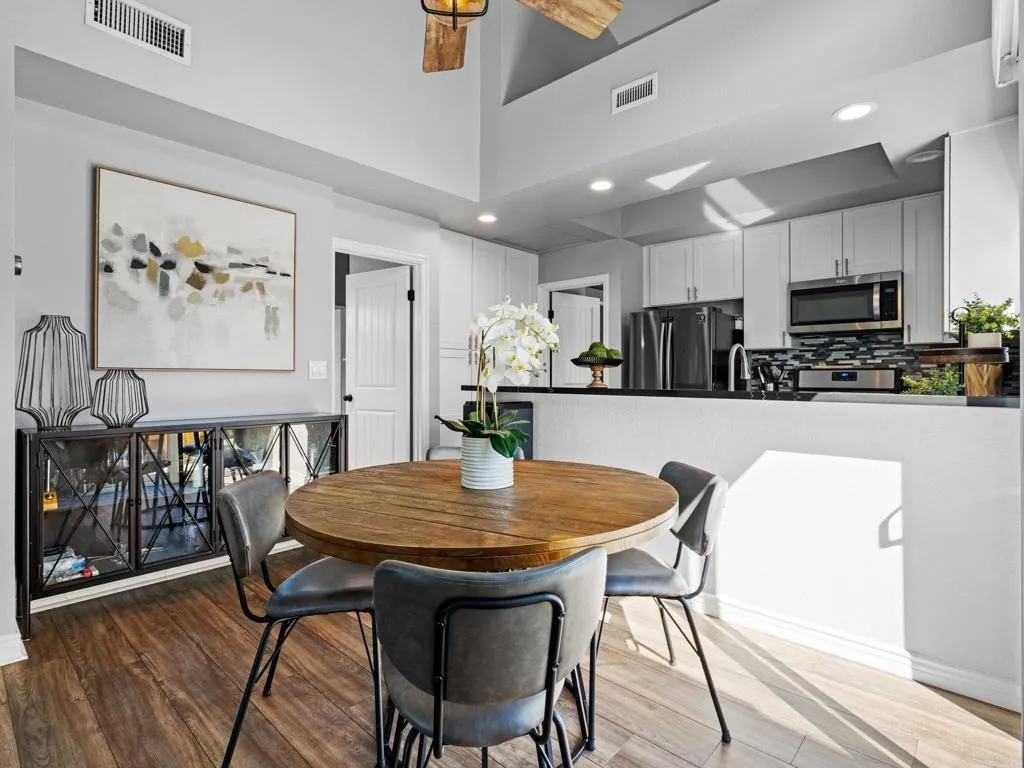https://cdn.realtyfeed.com/cdn/127/306659292/67e12c299e5763df9065a4724dc6cbe1.webp