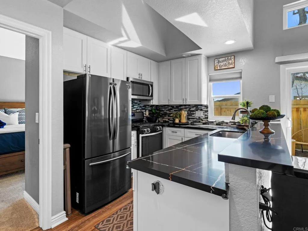 https://cdn.realtyfeed.com/cdn/127/306659292/82d81d46e31c797d3fb366989ce14d49.webp