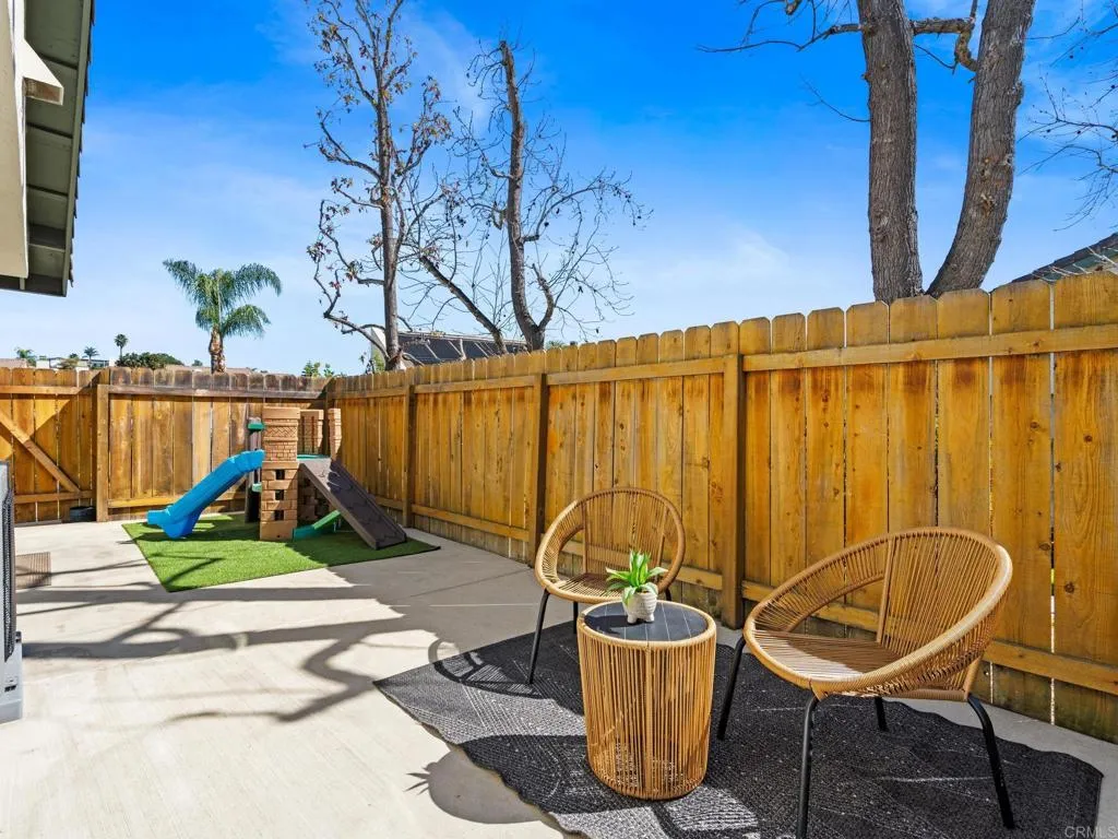 https://cdn.realtyfeed.com/cdn/127/306659292/8bb9cb980bf4a3c2f95259d2262de782.webp