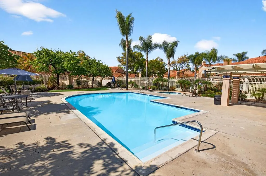 https://cdn.realtyfeed.com/cdn/127/306659295/44e352ec18a6fd3bd6b57f4826ccef8c.webp