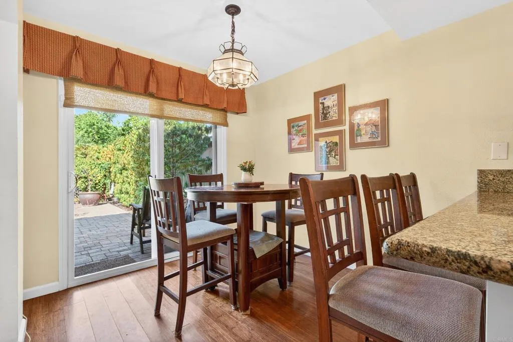 https://cdn.realtyfeed.com/cdn/127/306659295/e5387f28f6f3567fcba8fc8327250b11.webp