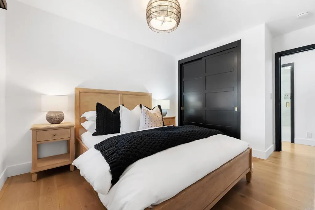 https://cdn.realtyfeed.com/cdn/127/306659382/11ea8d134c4f014afe82543d40230c97.webp