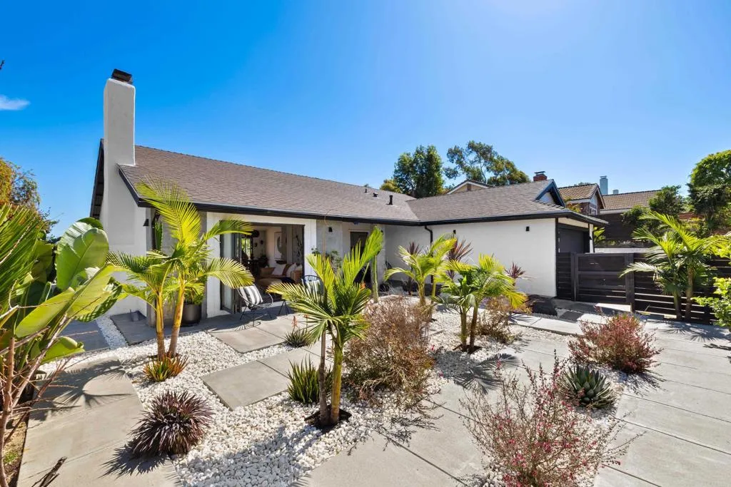 https://cdn.realtyfeed.com/cdn/127/306659382/3454bdf48994181531eb3810c1ff7fd3.webp