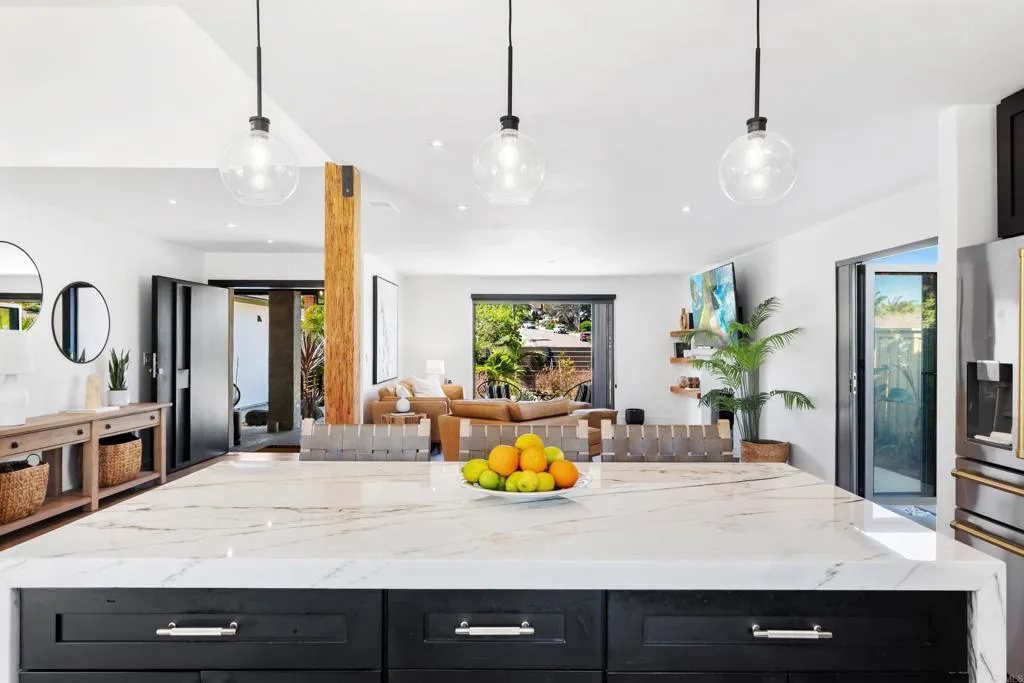 https://cdn.realtyfeed.com/cdn/127/306659382/e4142aa0993ce796370f056f06023131.webp