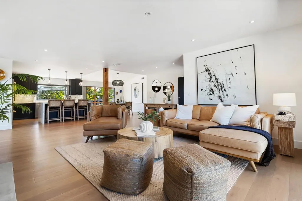 https://cdn.realtyfeed.com/cdn/127/306659382/f502fb3559246560888ce1d15f47b633.webp