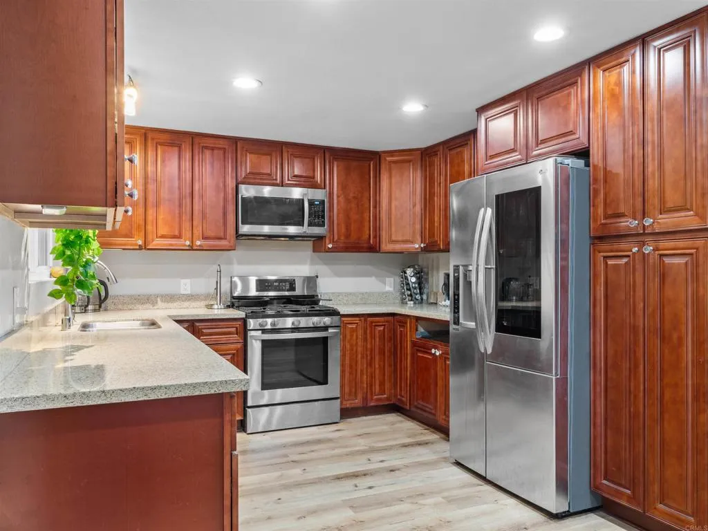 https://cdn.realtyfeed.com/cdn/127/306659422/cbd3255c6d6244b4d89d2794119eb8e6.webp