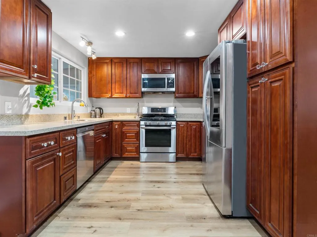https://cdn.realtyfeed.com/cdn/127/306659422/fe51aa58afcd052786adcb55f41163c1.webp