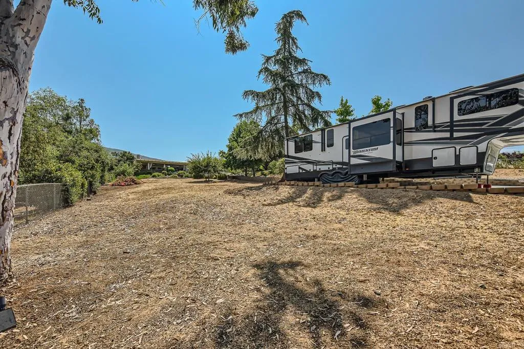 https://cdn.realtyfeed.com/cdn/127/306659434/2ec7dda4c68054307444d090bf285419.webp