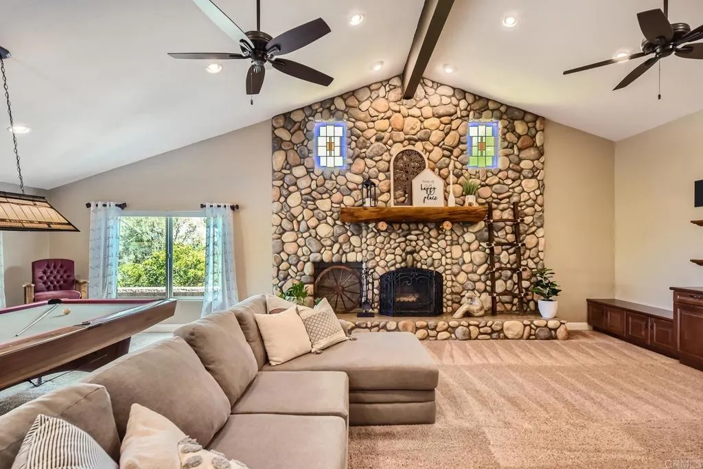 https://cdn.realtyfeed.com/cdn/127/306659434/a2c3f95950b88e47868bce806fbbc27c.webp
