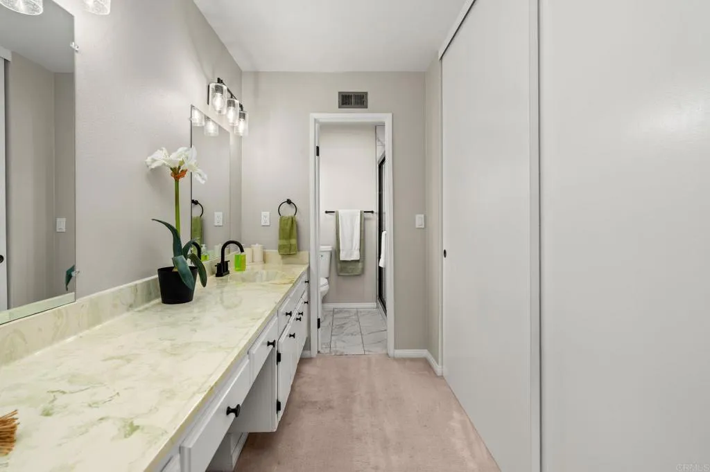 https://cdn.realtyfeed.com/cdn/127/306659459/42e005097fc59fe656c5f63023591574.webp