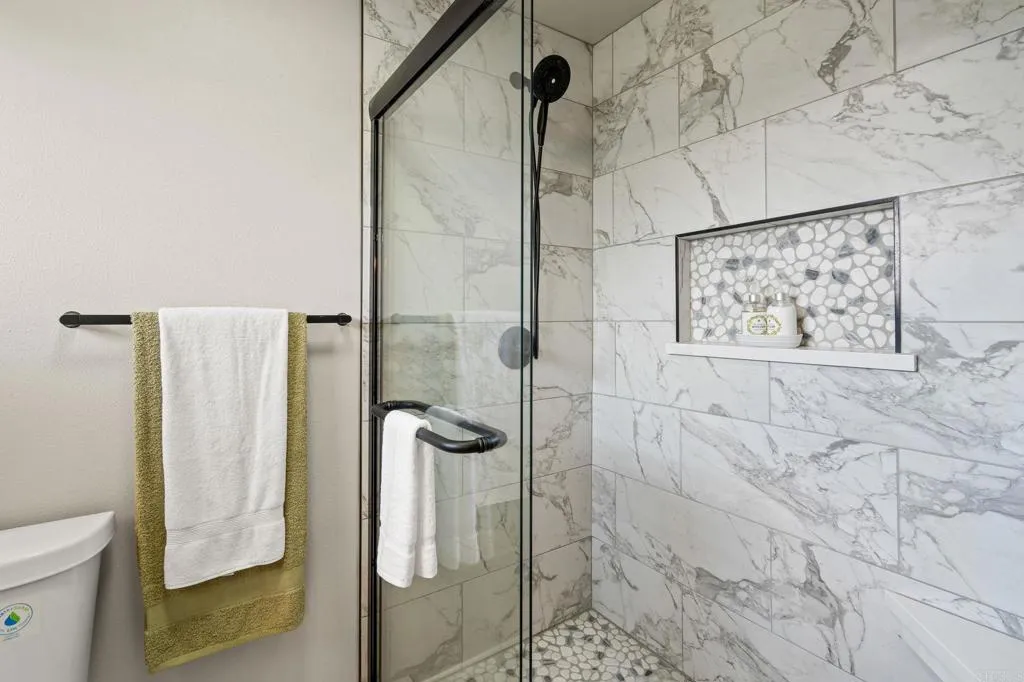 https://cdn.realtyfeed.com/cdn/127/306659459/56d3d0f8e34f06417448b283410c0e08.webp