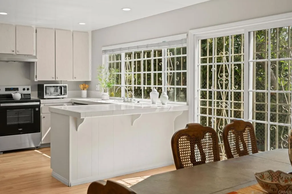 https://cdn.realtyfeed.com/cdn/127/306659459/6546a46349b5f4f0808cf25be80745eb.webp