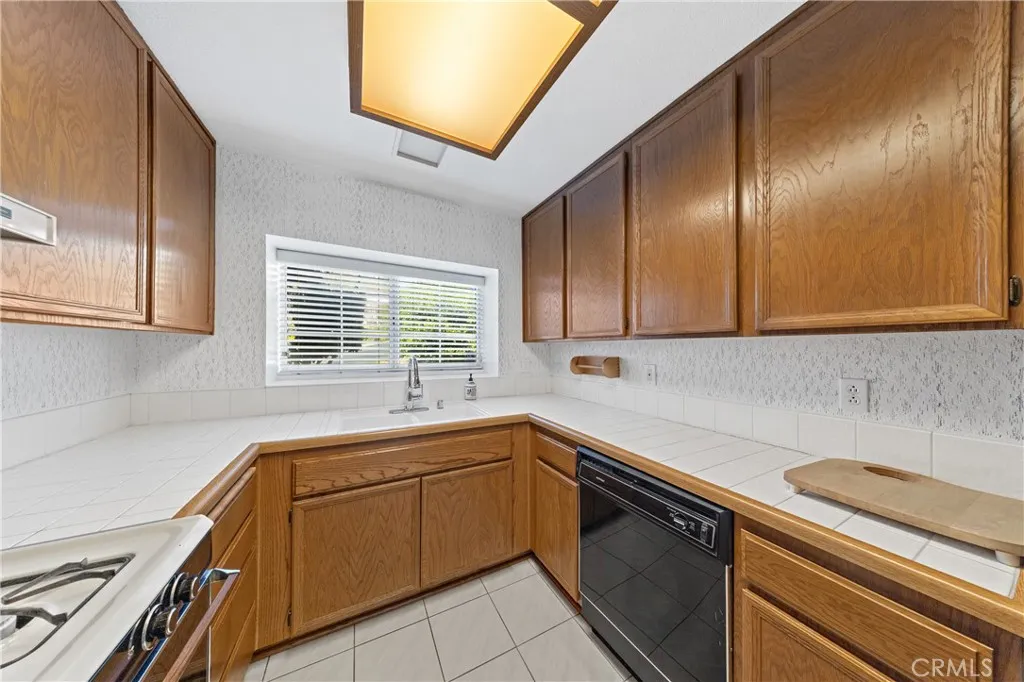 https://cdn.realtyfeed.com/cdn/127/306659474/f70d7a8002dc3f9d0ae00260394f7a56.webp