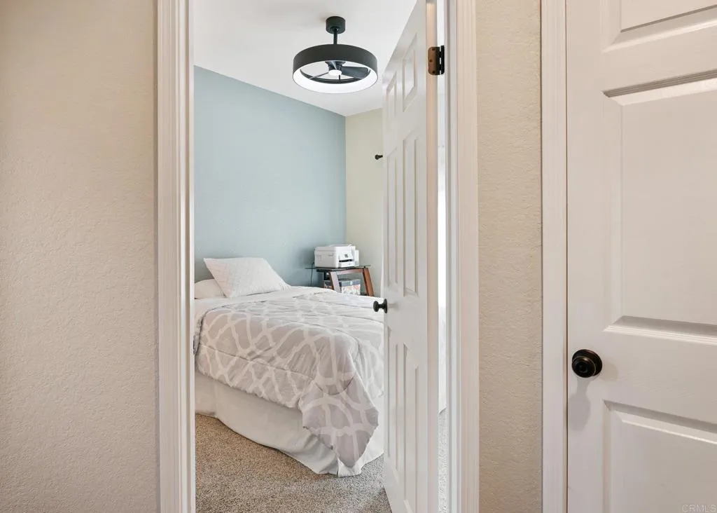 https://cdn.realtyfeed.com/cdn/127/306659484/318e4ad8b70acf0e56165edeea02fe13.webp