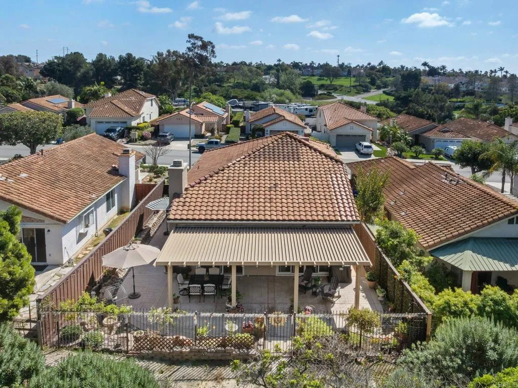 https://cdn.realtyfeed.com/cdn/127/306659484/35c557a9a6c88b51206ede0984f2e6f5.webp