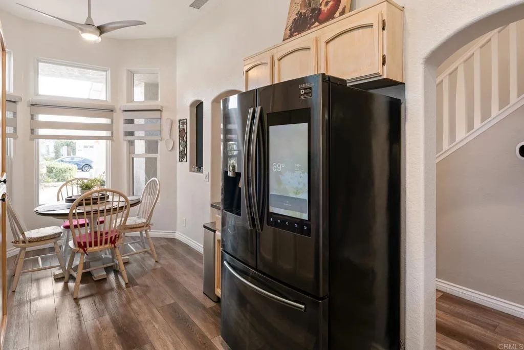 https://cdn.realtyfeed.com/cdn/127/306659484/7a1f917f23742db3c68f94fabfc3b702.webp
