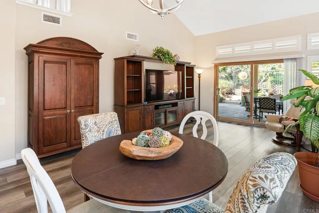 https://cdn.realtyfeed.com/cdn/127/306659484/dc892c92879b4d3657cc04b13afa2b39.webp