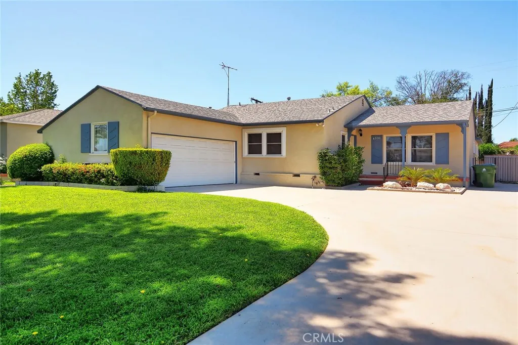 Woodland Hills, CA 91303