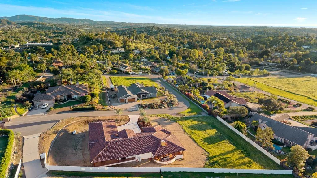 https://cdn.realtyfeed.com/cdn/127/306659556/eb17eeed5766fdde02c5b3ca86494572.webp