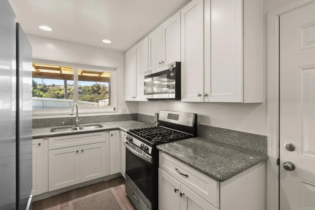 https://cdn.realtyfeed.com/cdn/127/306659594/2a7830c7efe45eef567af625ee065468.webp
