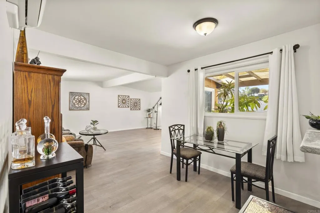 https://cdn.realtyfeed.com/cdn/127/306659594/9e6d7fce435b44a84878ef3b98446a76.webp