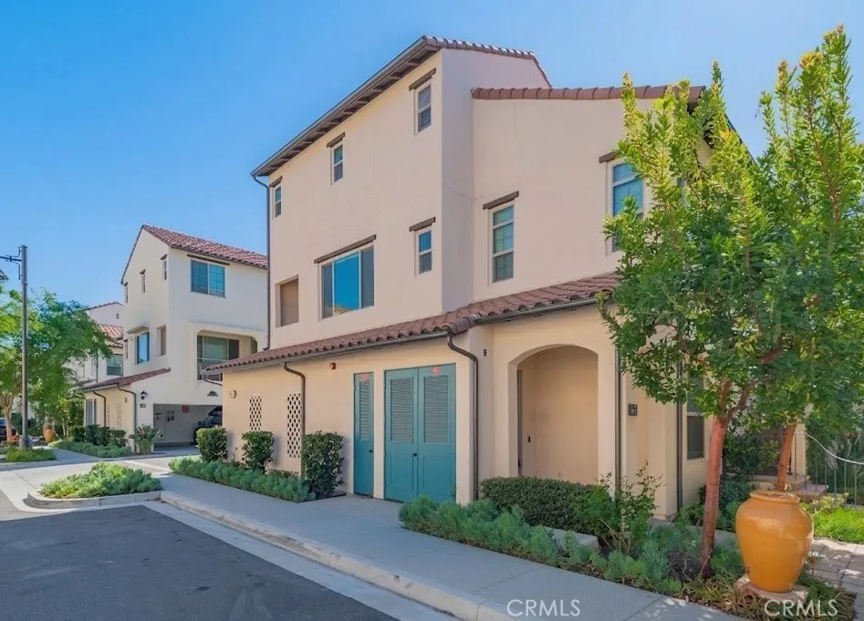 Irvine, CA 92618