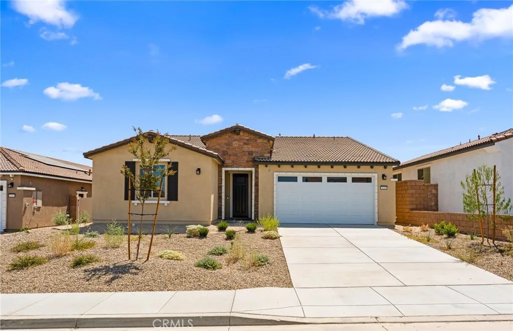 Menifee, CA 92585