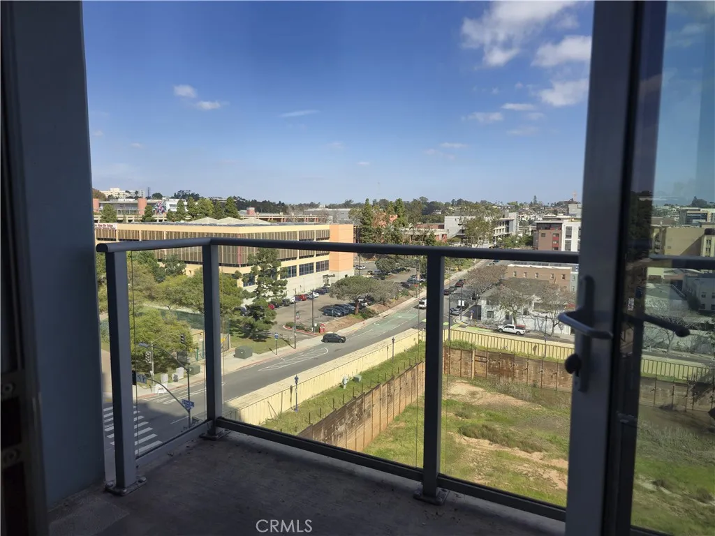 https://cdn.realtyfeed.com/cdn/127/306659722/a942e5f55ff2d307ce953c461f2addf4.webp