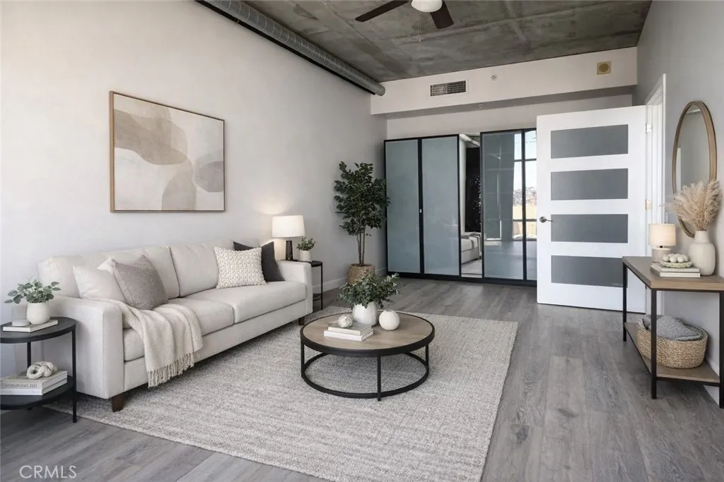 https://cdn.realtyfeed.com/cdn/127/306659722/bb6a15d30934f76cd496a1b79d8cc925.webp