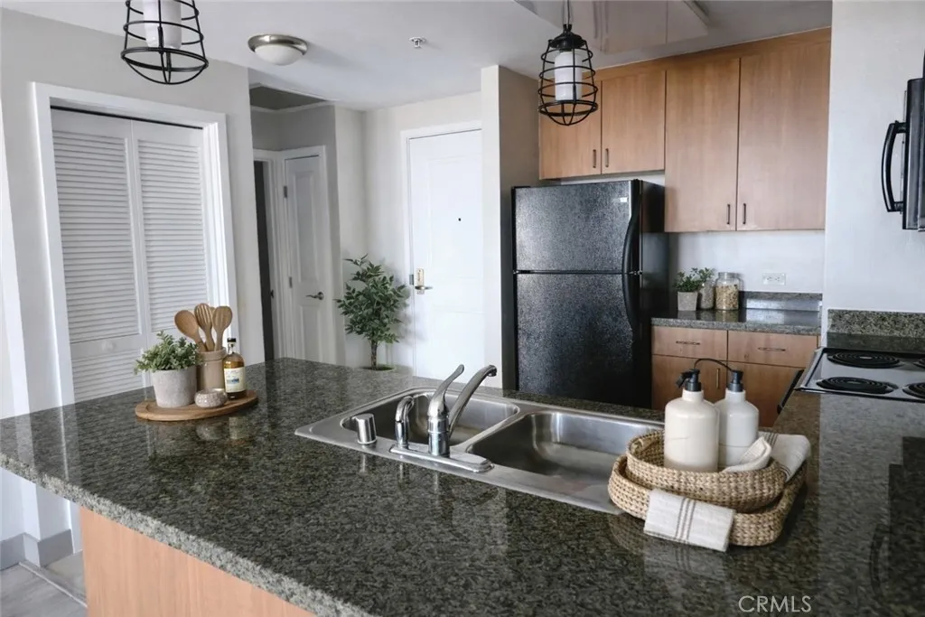 https://cdn.realtyfeed.com/cdn/127/306659722/eb09a8f029c8a3b1998c76c26744ecce.webp