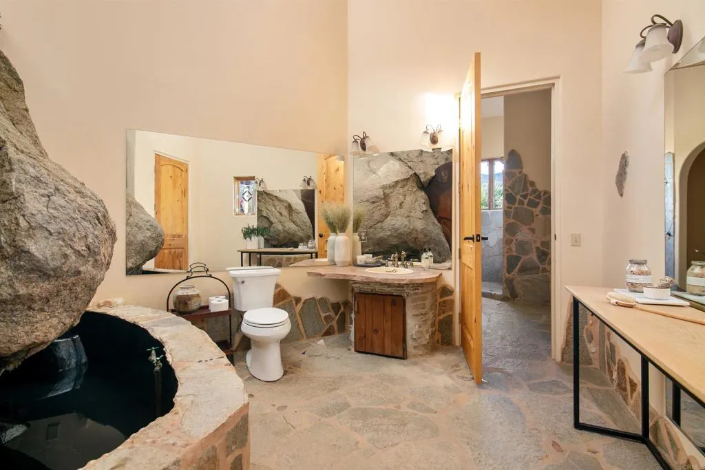 https://cdn.realtyfeed.com/cdn/127/306659758/eefd934042f4045132f82ff0722d462c.webp