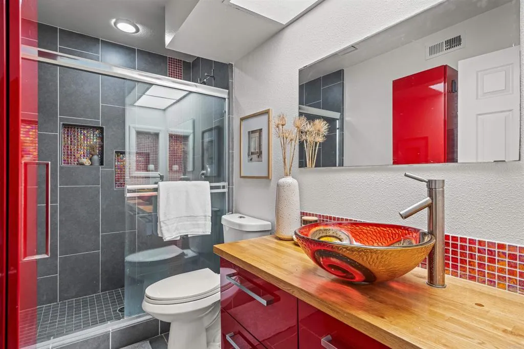 https://cdn.realtyfeed.com/cdn/127/306659774/56b15f597a46a42853316a4551158733.webp