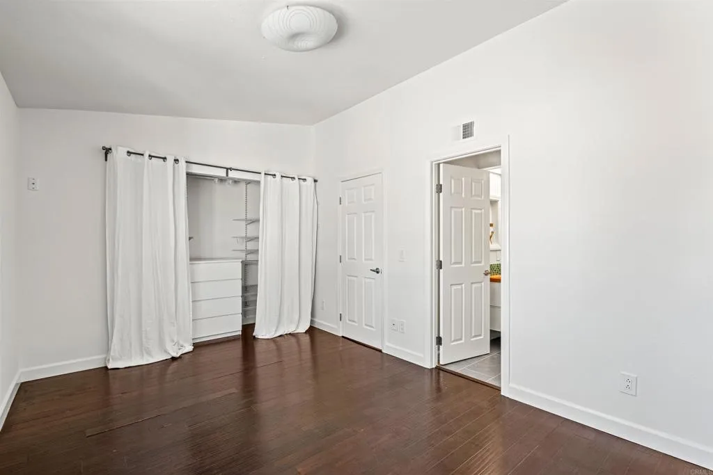 https://cdn.realtyfeed.com/cdn/127/306659774/6b84015f8dade8da8ae73d488e74a4f9.webp