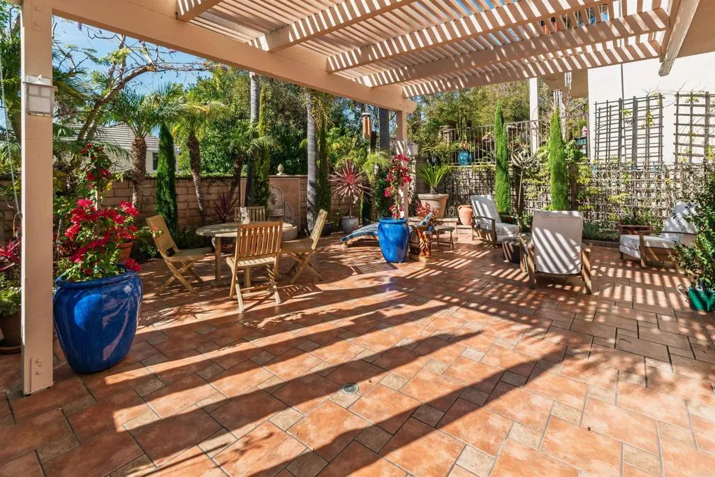 https://cdn.realtyfeed.com/cdn/127/306659775/8ca1eb8d955386d153c4cb7b13c46760.webp