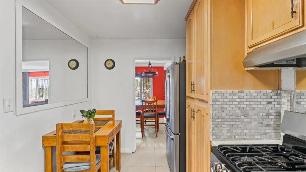 https://cdn.realtyfeed.com/cdn/127/306659782/94f27fb8ce81028a2c8632c438a478b1.webp