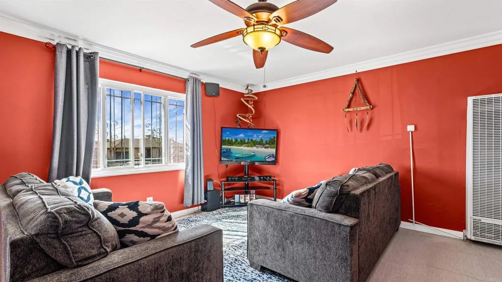 https://cdn.realtyfeed.com/cdn/127/306659782/cfb707db07497a01a290742cbd4de7de.webp