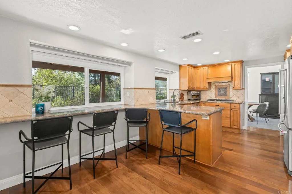 https://cdn.realtyfeed.com/cdn/127/306659785/b376bfe63c49b80744adf8d69614671c.webp