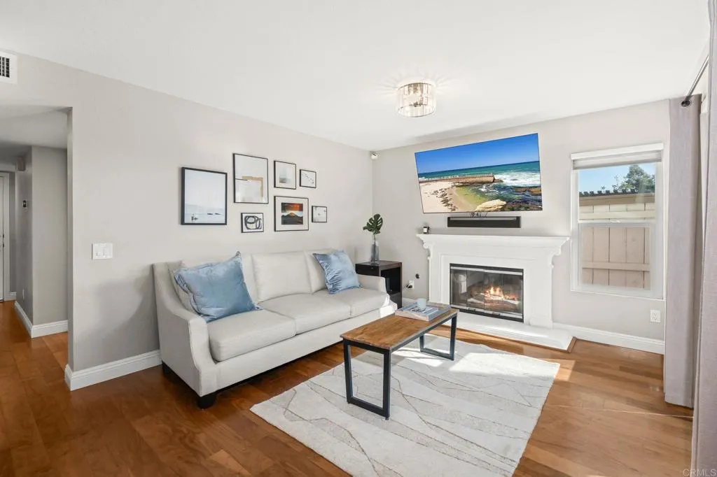 https://cdn.realtyfeed.com/cdn/127/306659785/ef7cb681013a5ff13f16053894aab1b7.webp