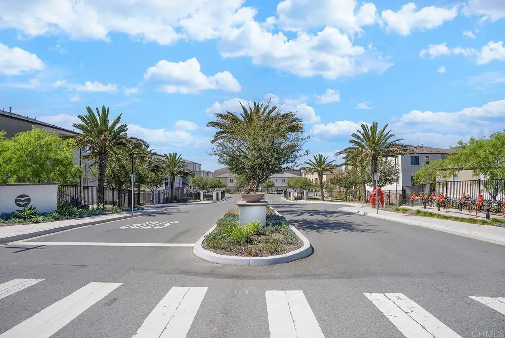 https://cdn.realtyfeed.com/cdn/127/306659794/c0f0527f11b14e193627ee8d3f3d8c95.webp