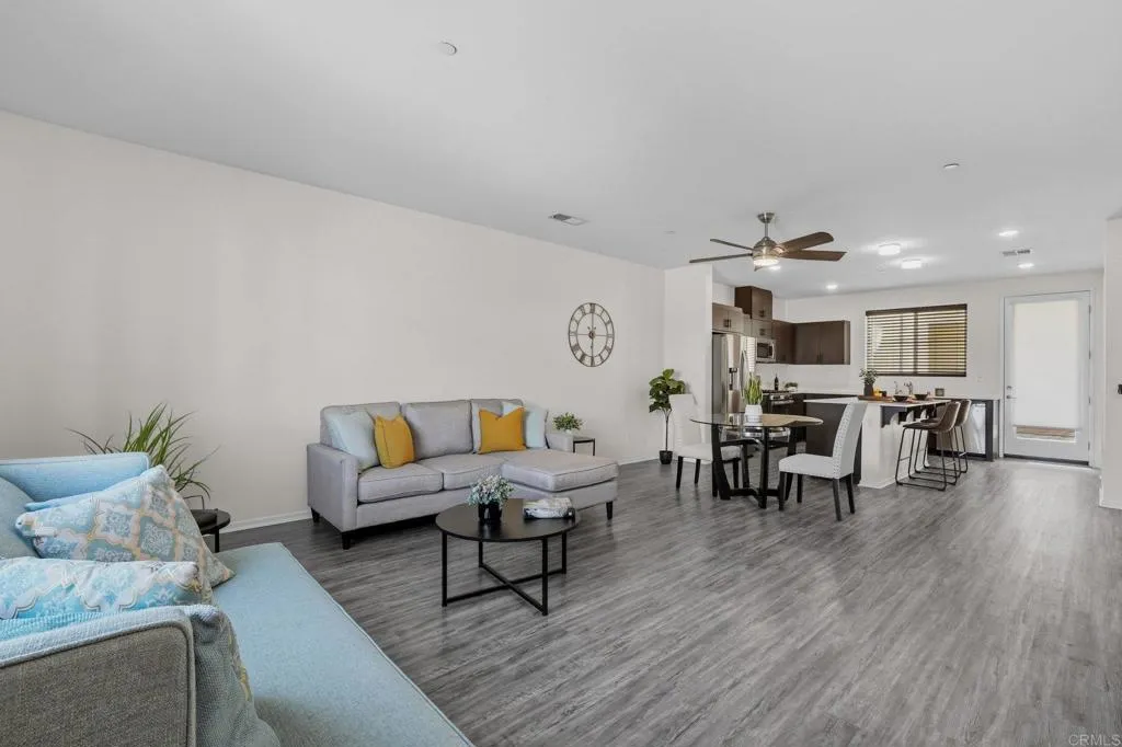https://cdn.realtyfeed.com/cdn/127/306659794/e8b58a44e23662bca1952ae2b10fe780.webp