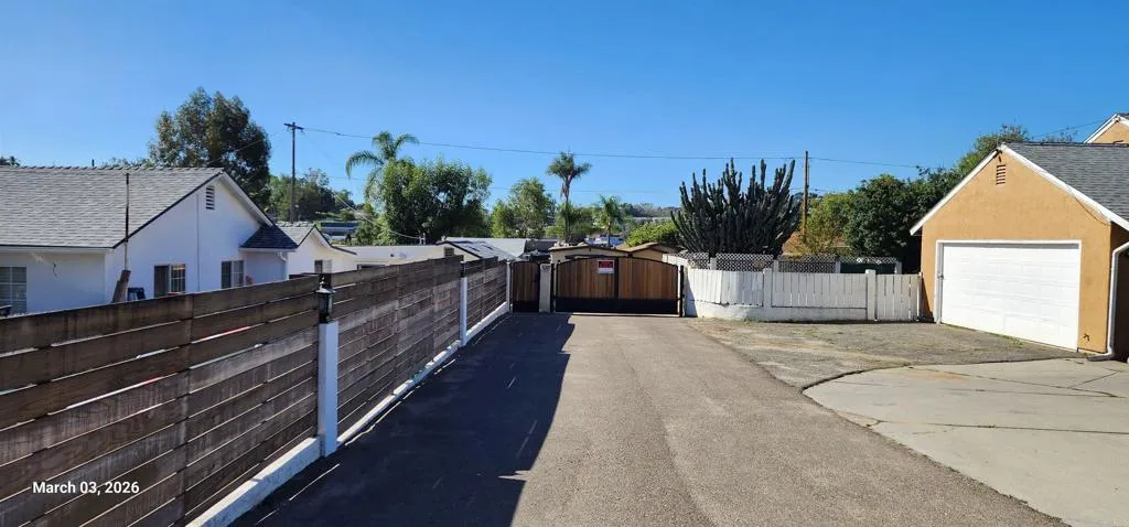 https://cdn.realtyfeed.com/cdn/127/306659806/1599677d3acb1108b6af281937d2d95e.webp