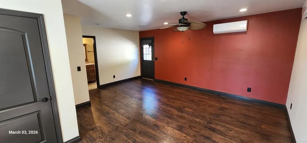 https://cdn.realtyfeed.com/cdn/127/306659806/baf72adf98b8af4bfc71087b76ff483c.webp