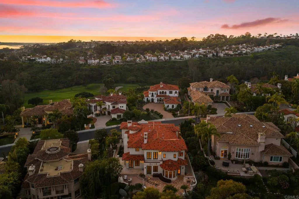 https://cdn.realtyfeed.com/cdn/127/306659807/7cab85dca50e241b95026e66f509e5b5.webp