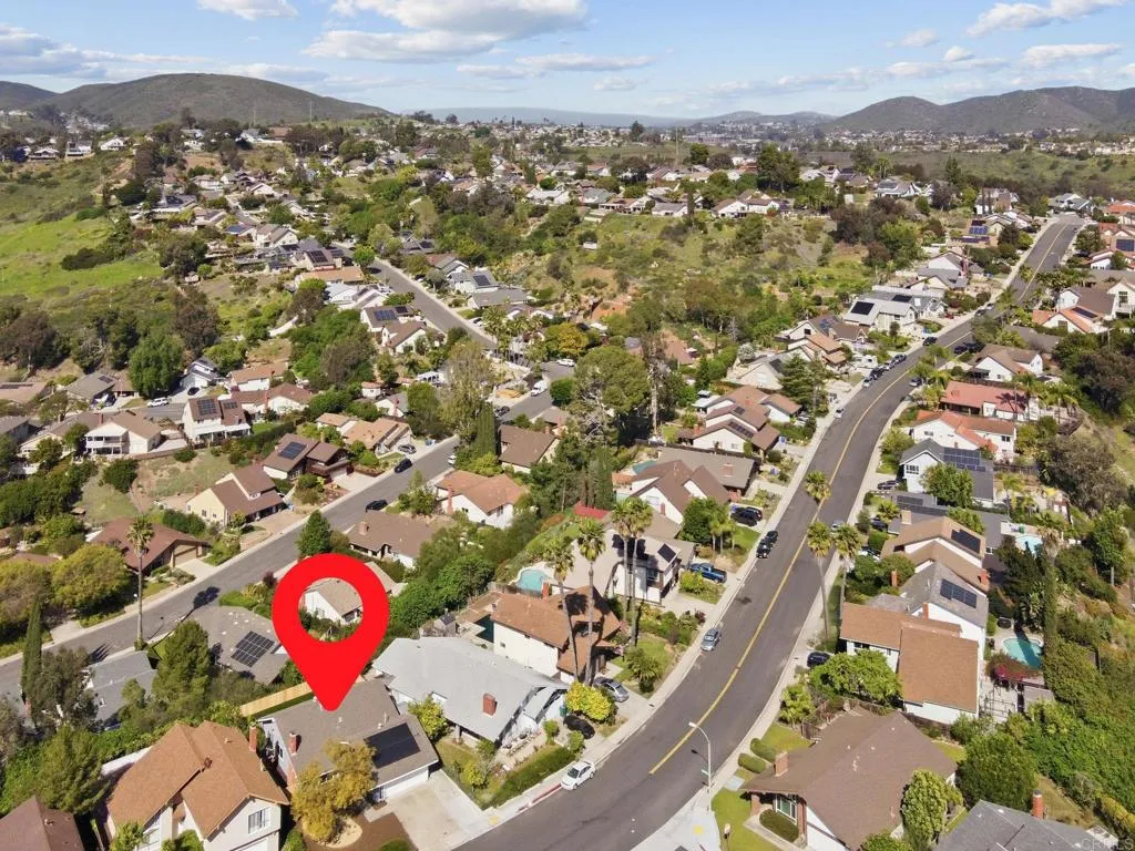 https://cdn.realtyfeed.com/cdn/127/306659816/28d43be0c7ae0999f8e9d02796f48247.webp